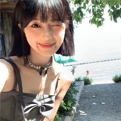 河边有石头