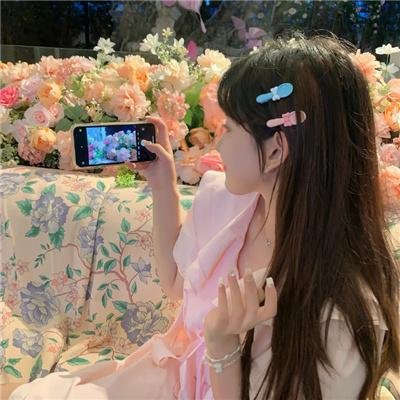 一村之长之贵妇还乡